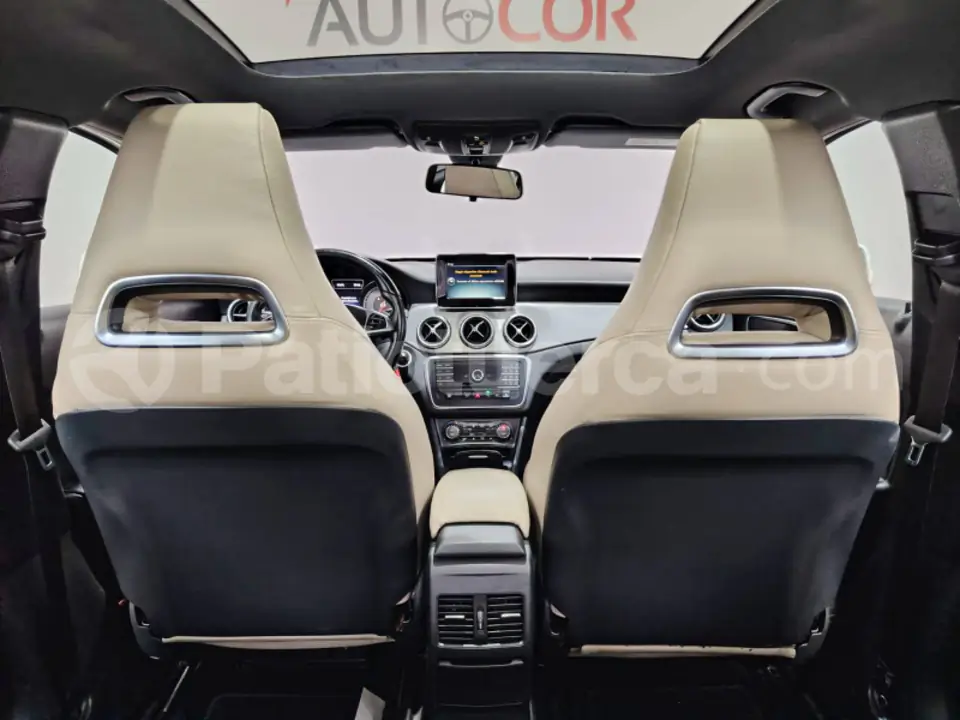 Foto 15 de Mercedes Benz GLA 250