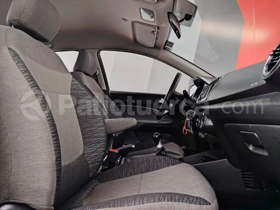 Foto 12 de Kia Soluto