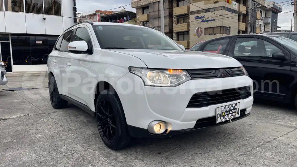 Foto 2 de Mitsubishi Outlander