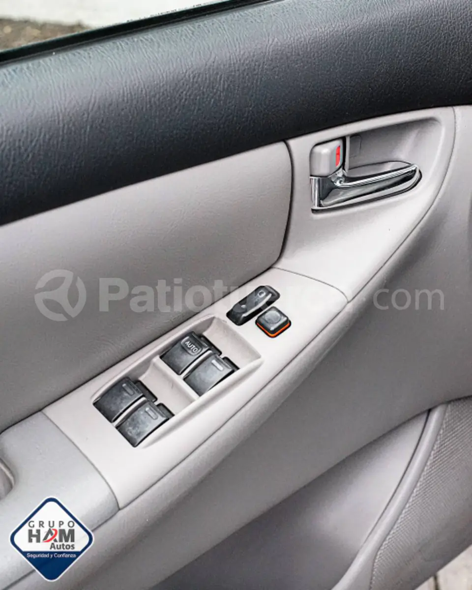 Foto 9 de Toyota Corolla 1.8