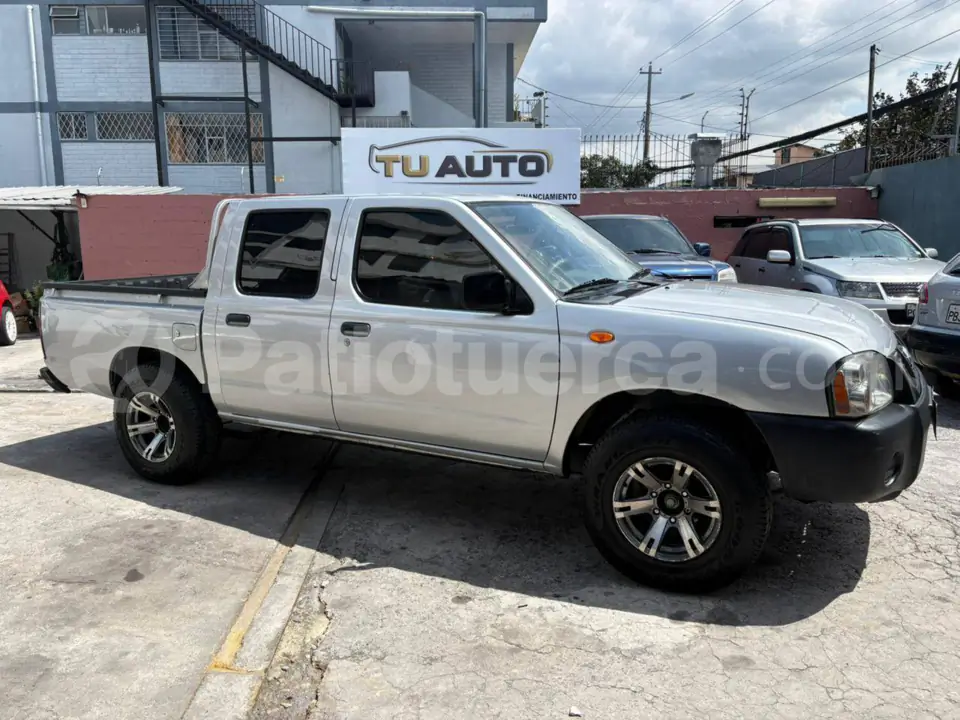 Foto 1 de Nissan Frontier NP300