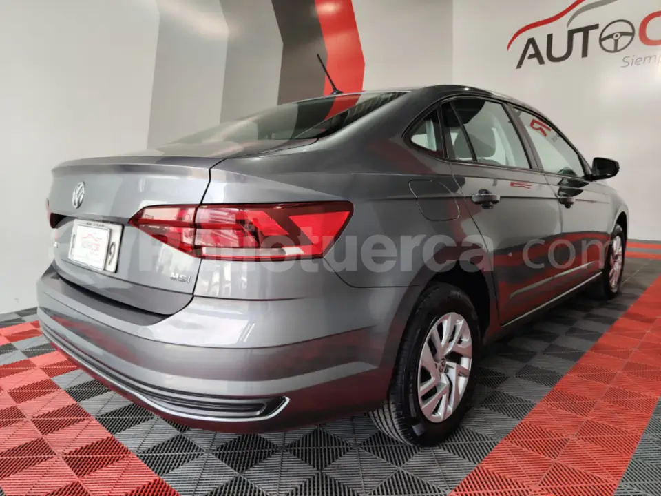 Foto 4 de Volkswagen Virtus