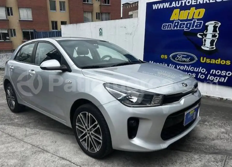 Foto 2 de Kia RIO EX