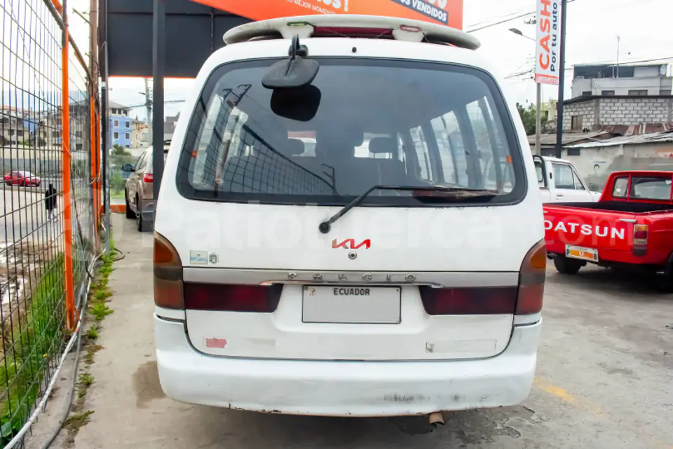Foto 3 de Kia Pregio