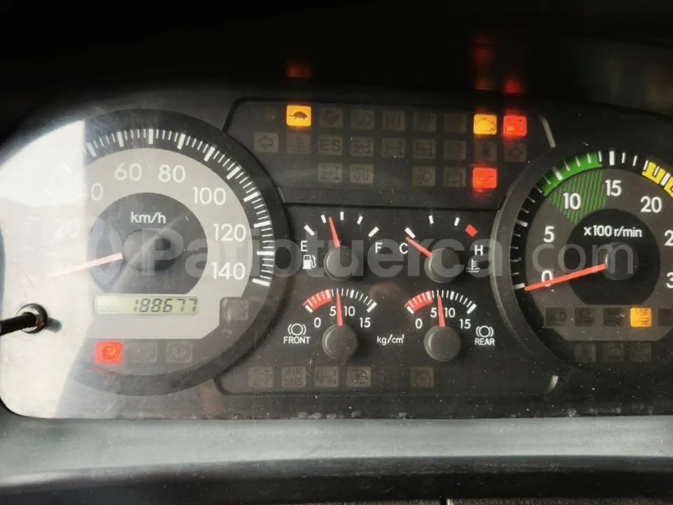 Foto 10 de Hino SS1EKSA