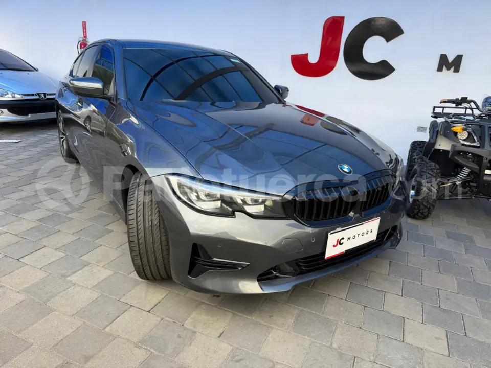 Foto 2 de BMW 330i