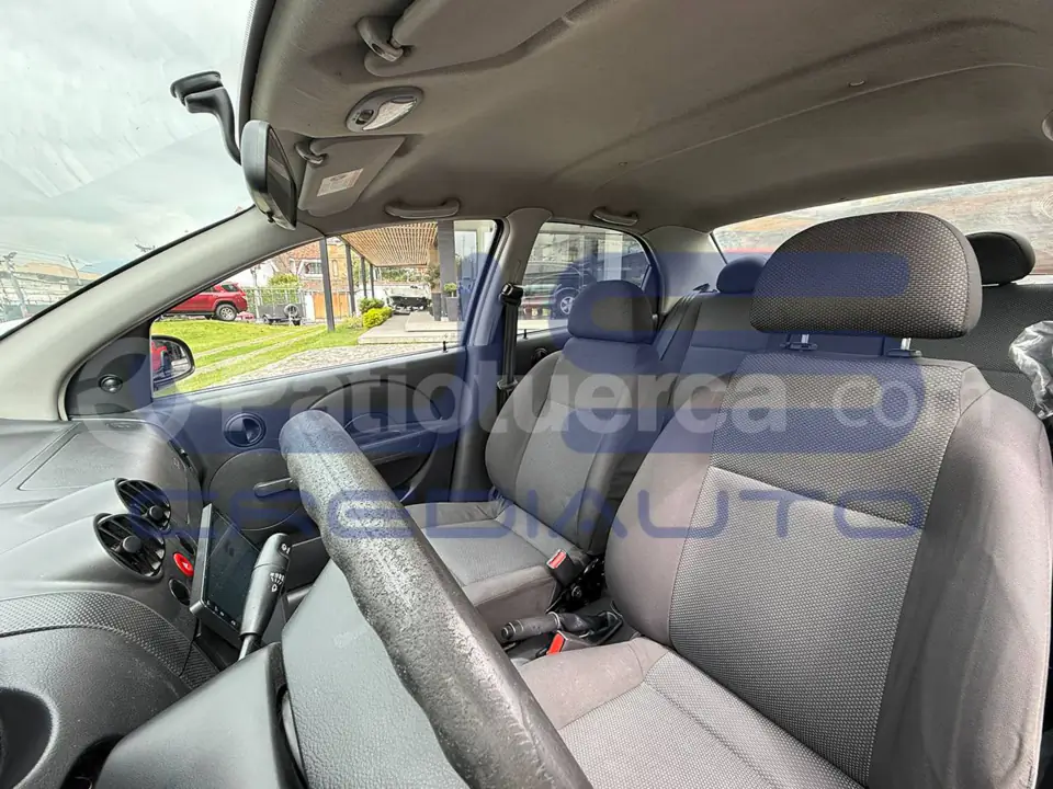 Foto 15 de Chevrolet Aveo Family