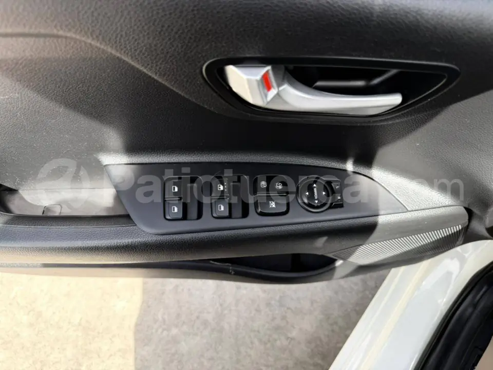 Foto 19 de Kia Rio LX AC