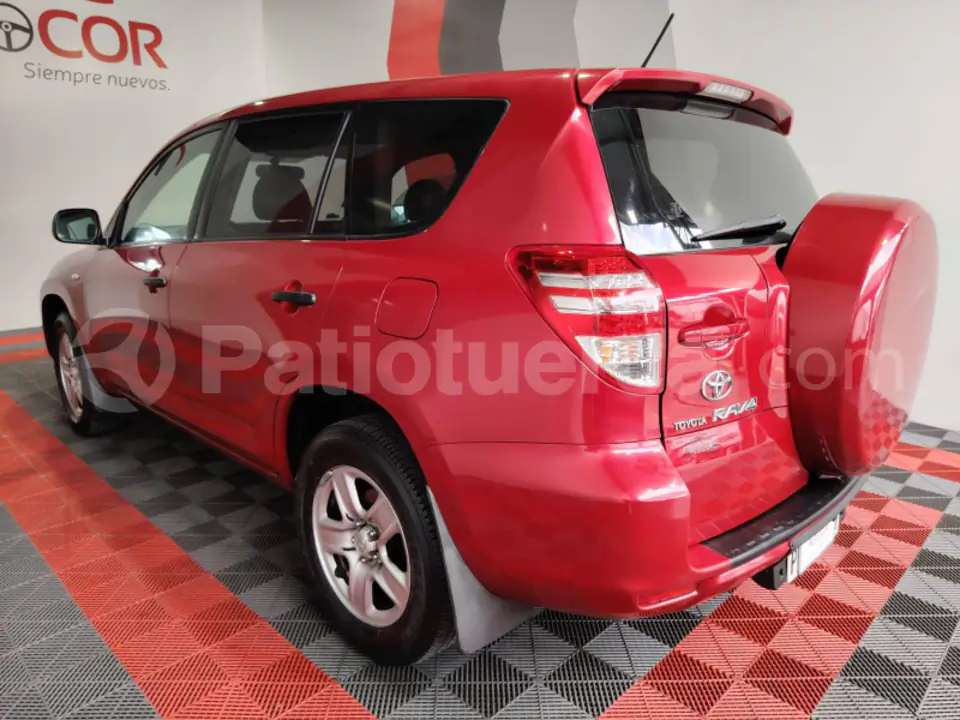 Foto 7 de Toyota RAV 4