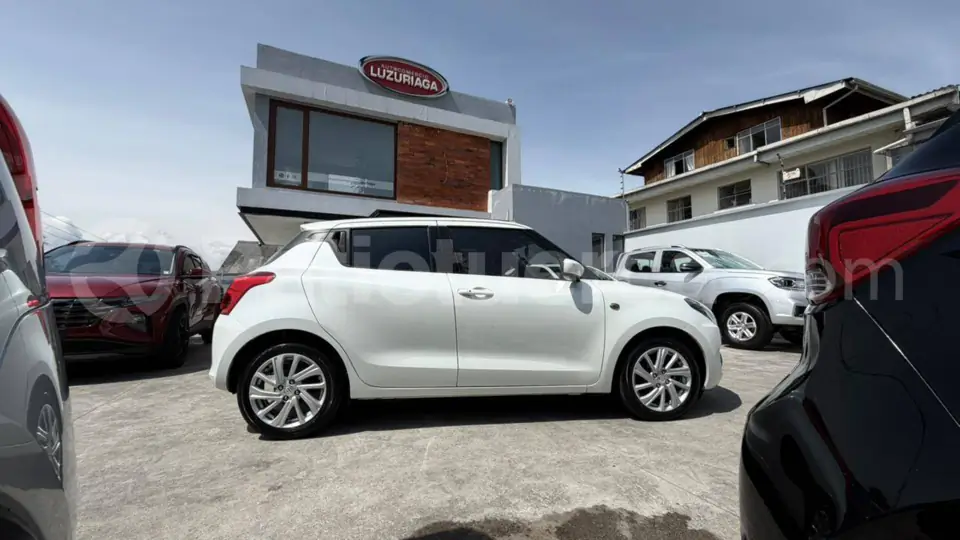 Foto 8 de Suzuki Swift
