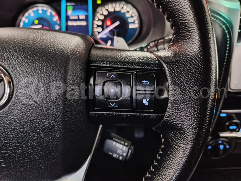 Foto 8 de Toyota Fortuner 4.0