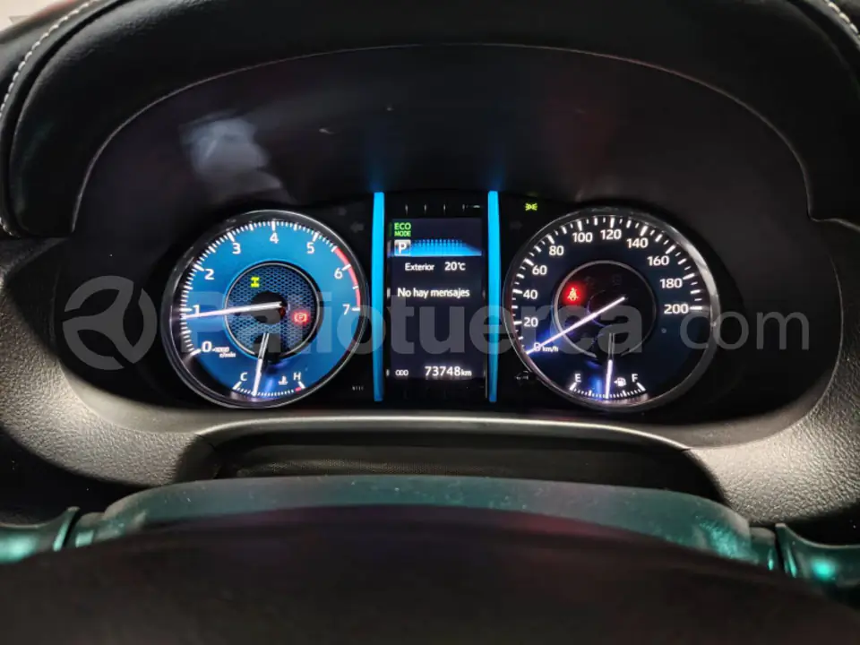 Foto 9 de Toyota Fortuner 4.0