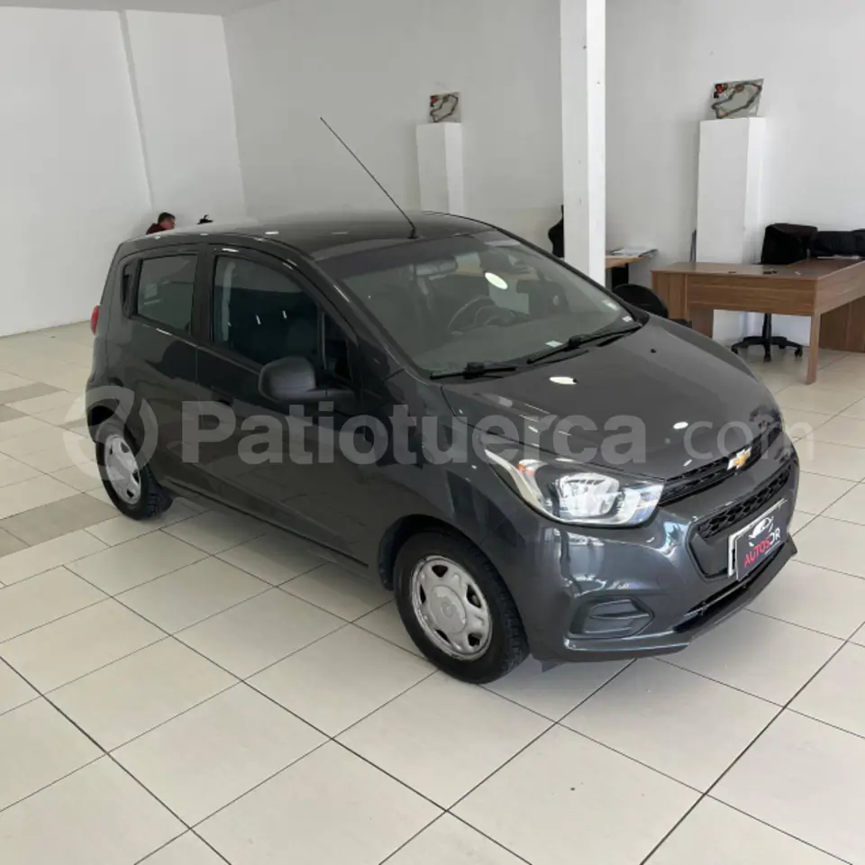 Foto 1 de Chevrolet Spark GT