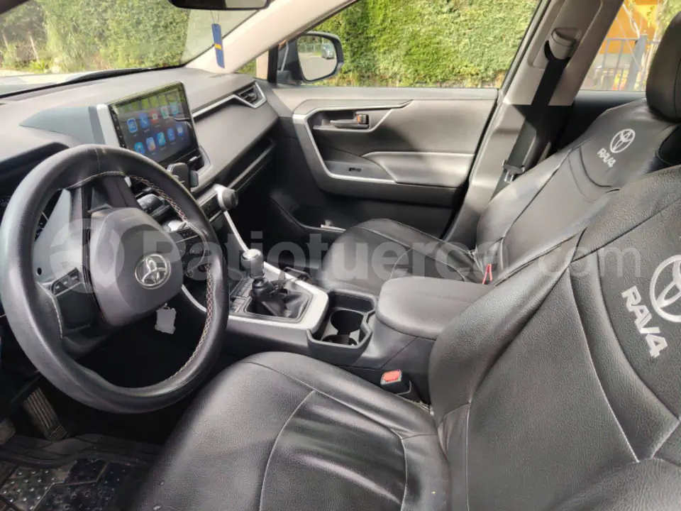 Foto 7 de Toyota RAV 4