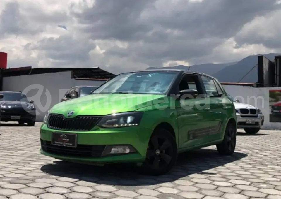 Foto 3 de Skoda Fabia Sport GTI