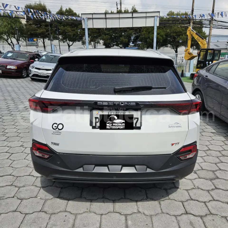 Foto 7 de Bestune T77 Pro Premium