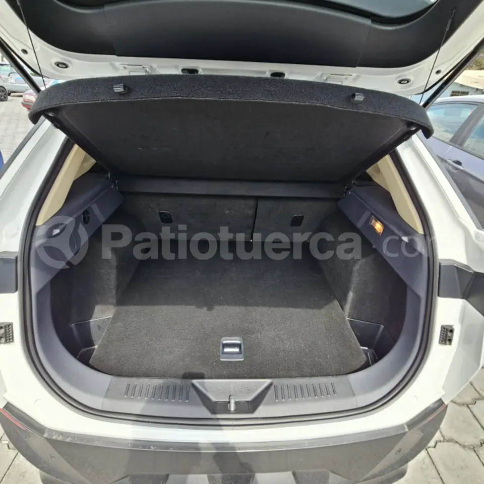 Foto 11 de Bestune T77 Pro Premium