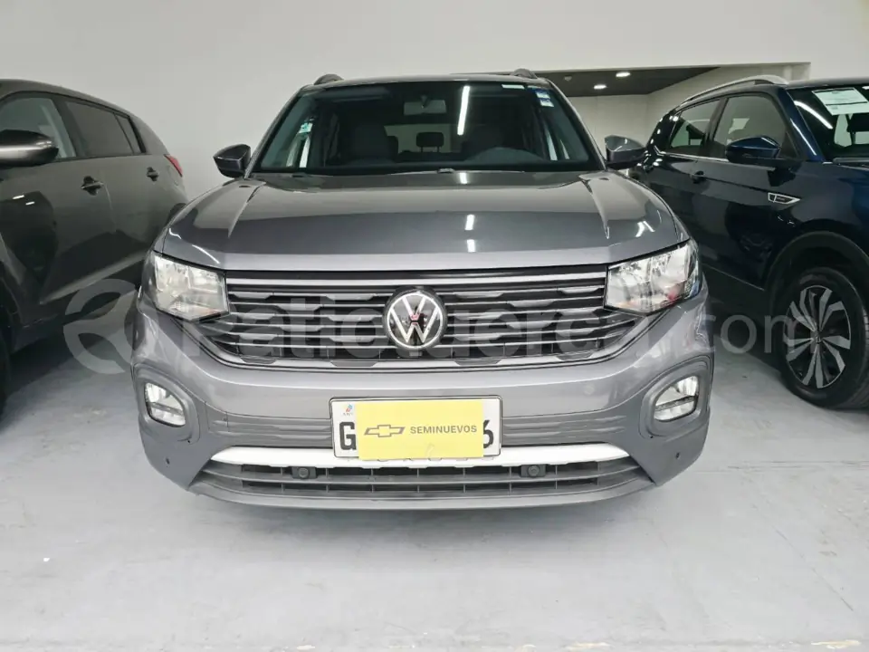 Foto 1 de Volkswagen T-Cross Trendline