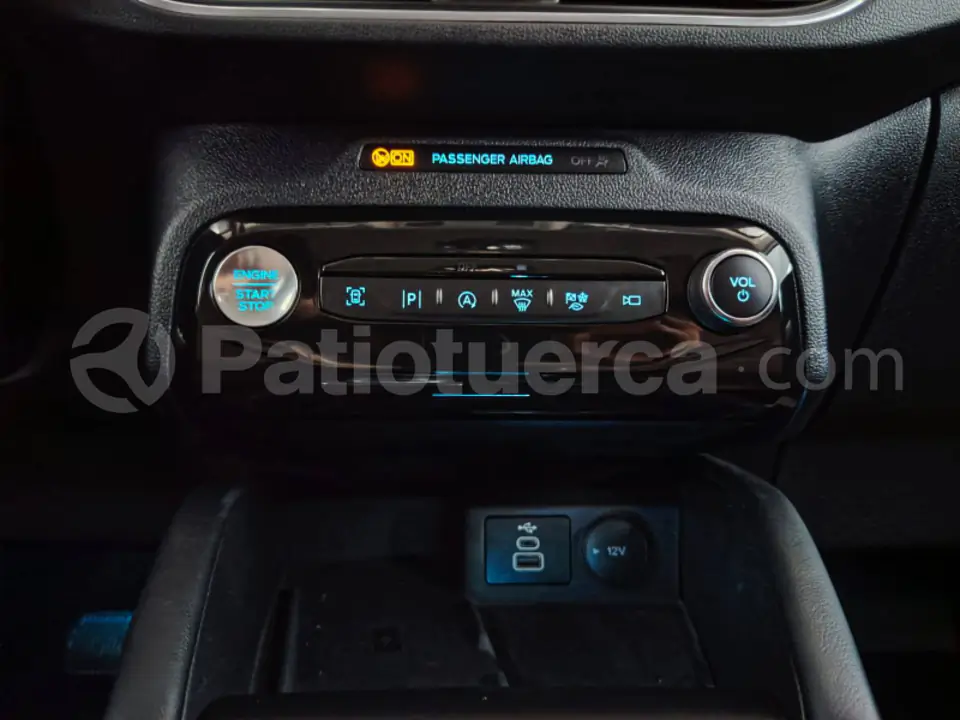 Foto 19 de Ford Escape Titanium