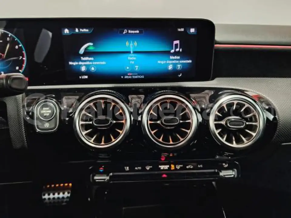 Foto 12 de Mercedes Benz A35