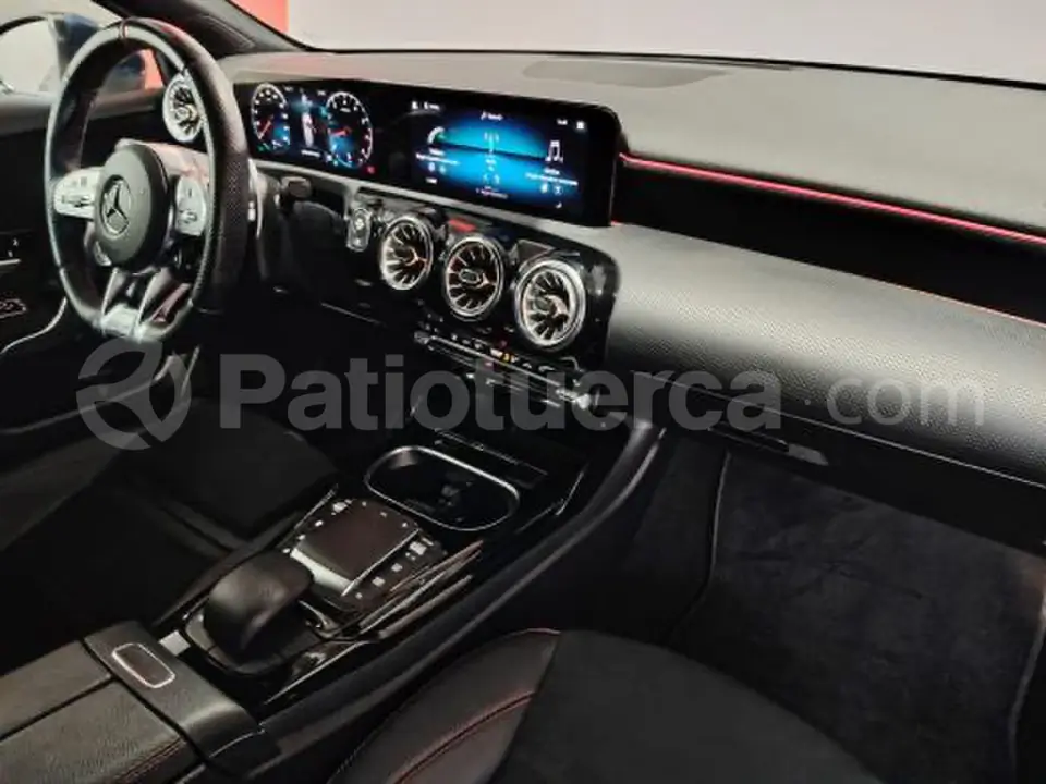 Foto 23 de Mercedes Benz A35