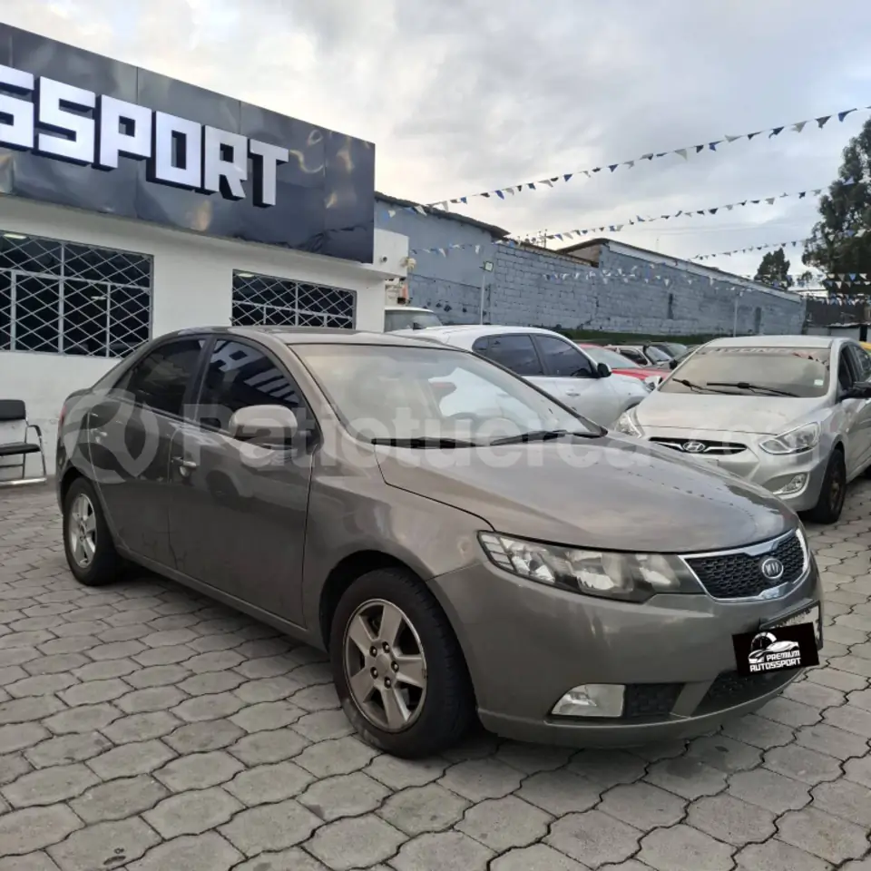 Foto 5 de Kia Cerato