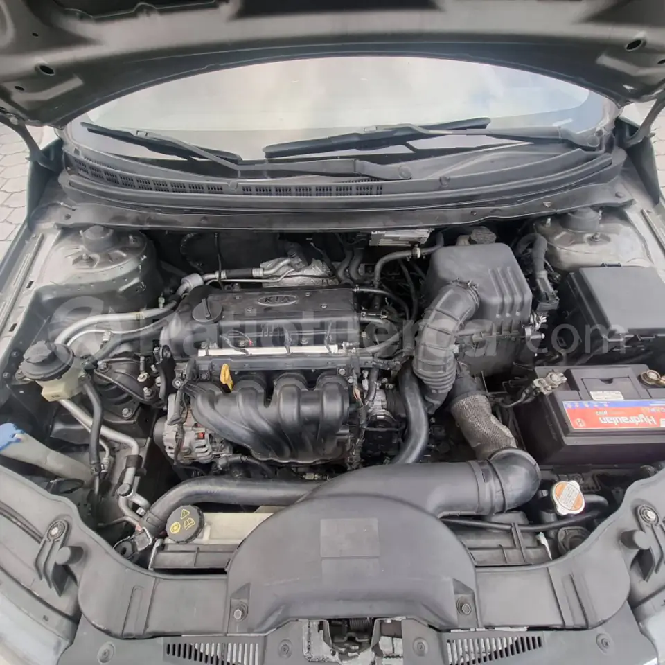 Foto 7 de Kia Cerato