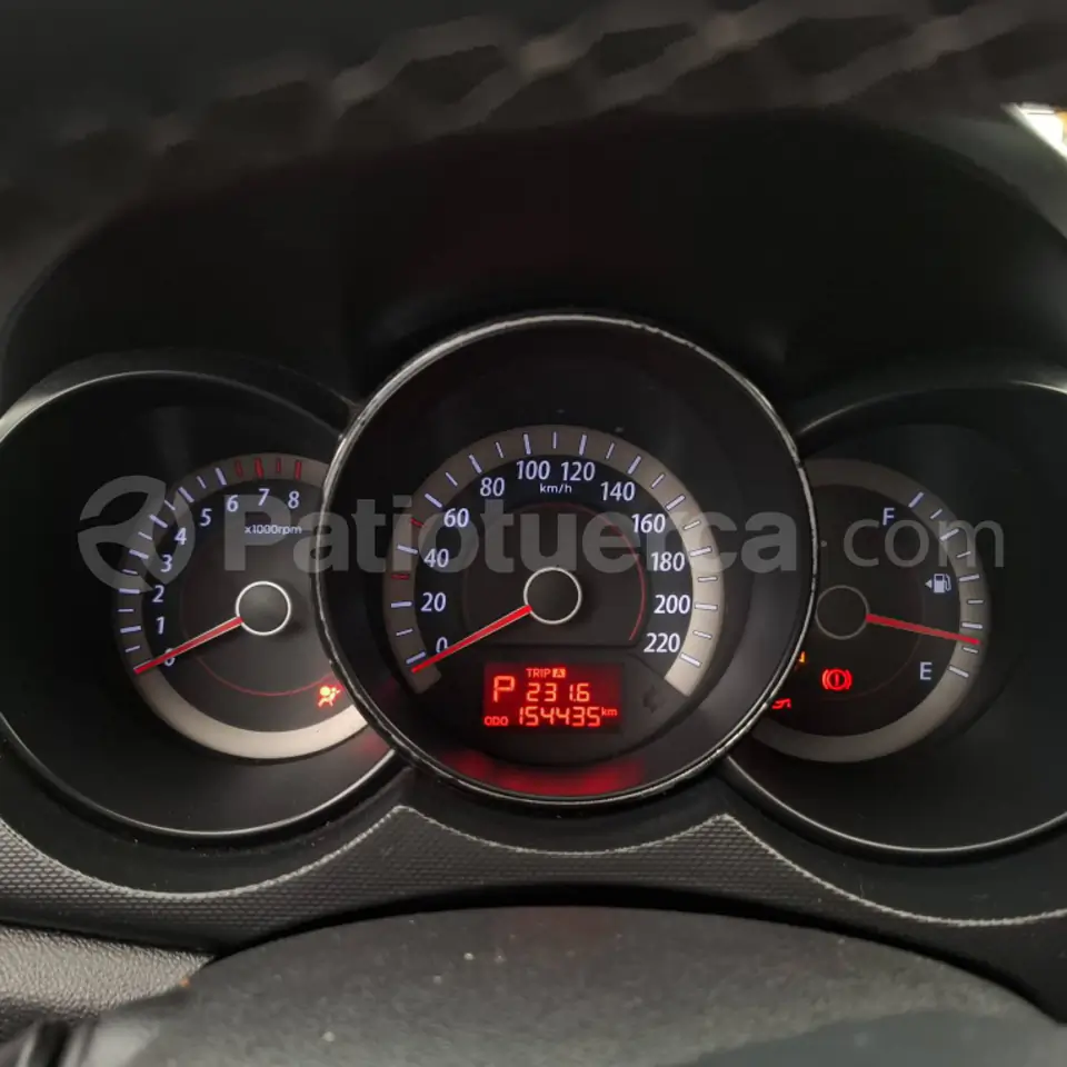 Foto 14 de Kia Cerato