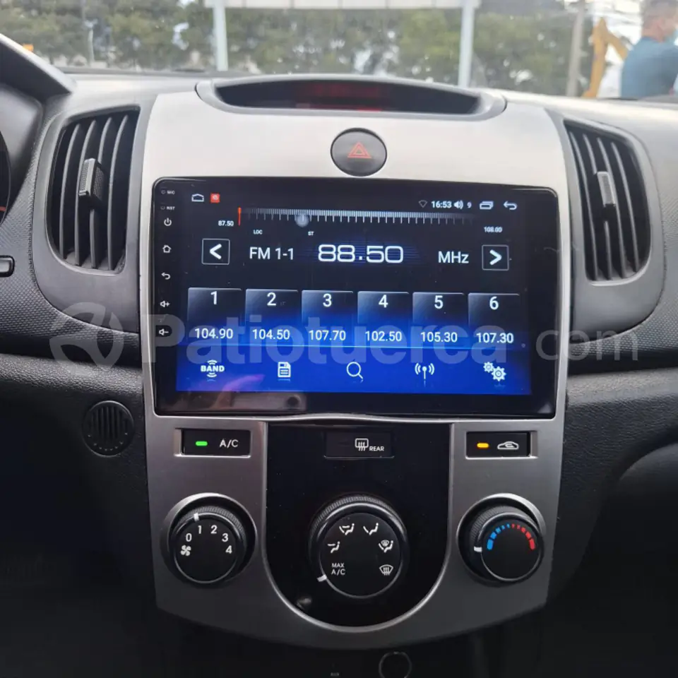 Foto 15 de Kia Cerato