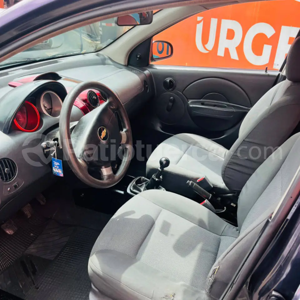 Foto 7 de Chevrolet Aveo Family