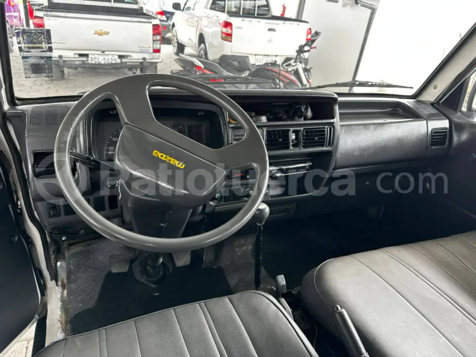 Foto 7 de Mazda SG59