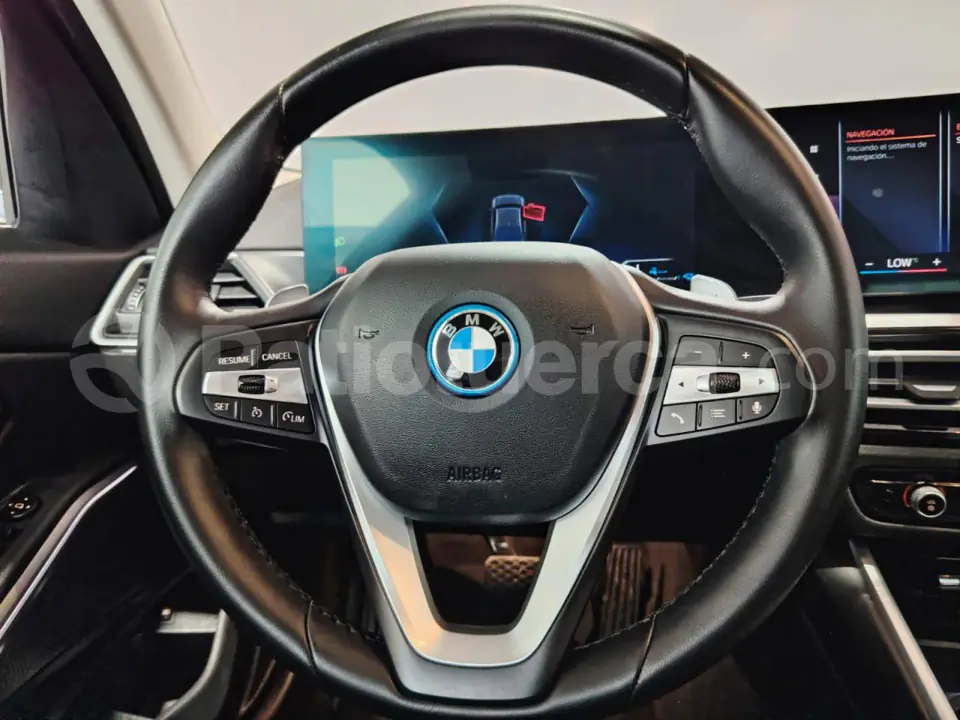 Foto 11 de BMW 330e Luxury