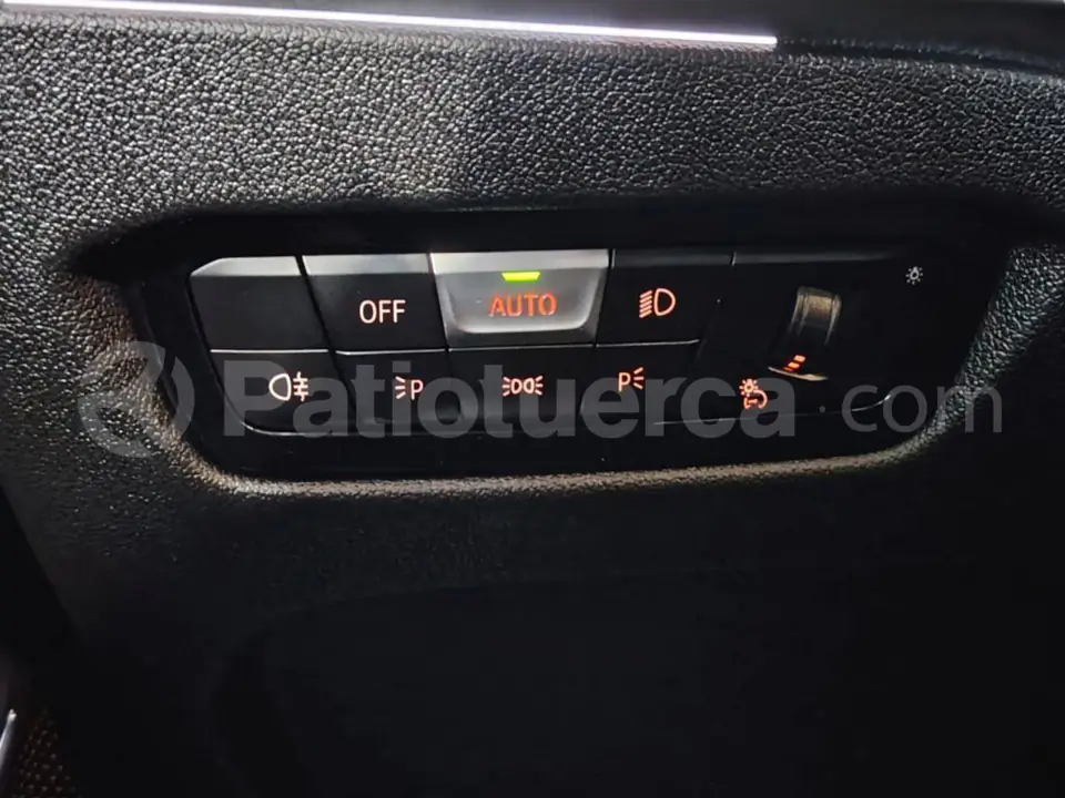 Foto 16 de BMW 330e Luxury