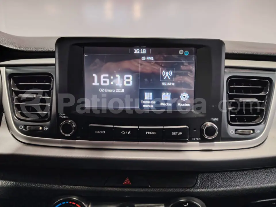 Foto 8 de Kia Rio LX AC