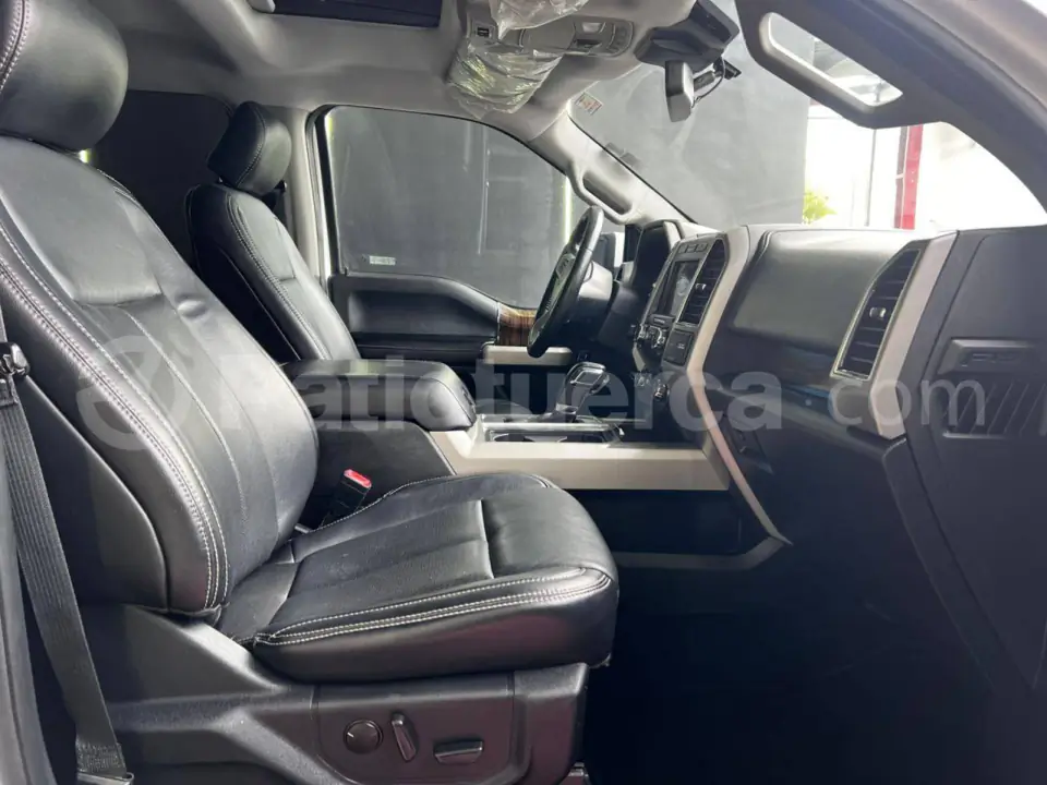 Foto 10 de Ford F150 Lariat