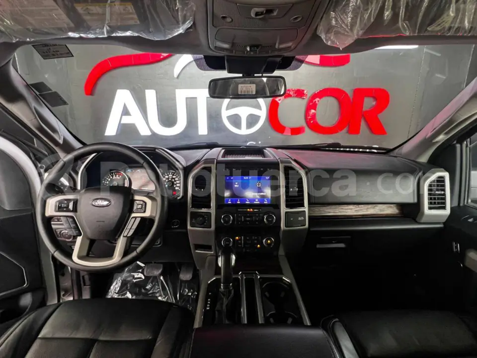 Foto 23 de Ford F150 Lariat