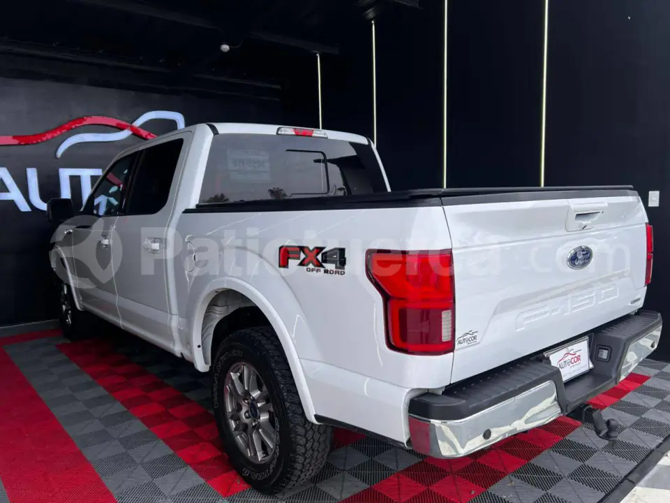 Foto 24 de Ford F150 Lariat