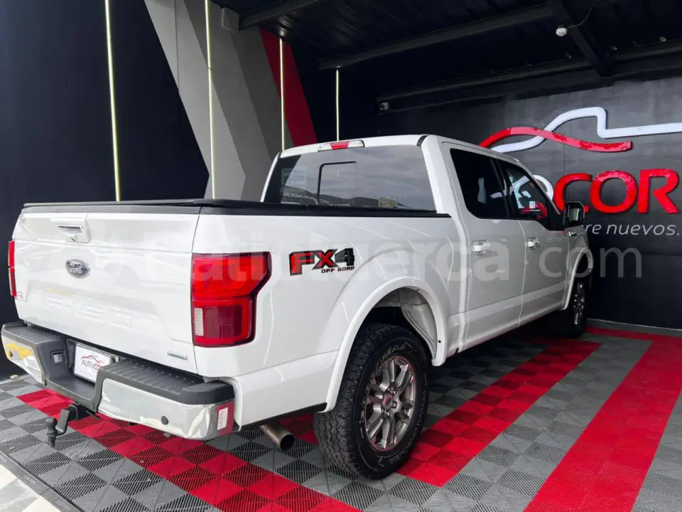 Foto 29 de Ford F150 Lariat