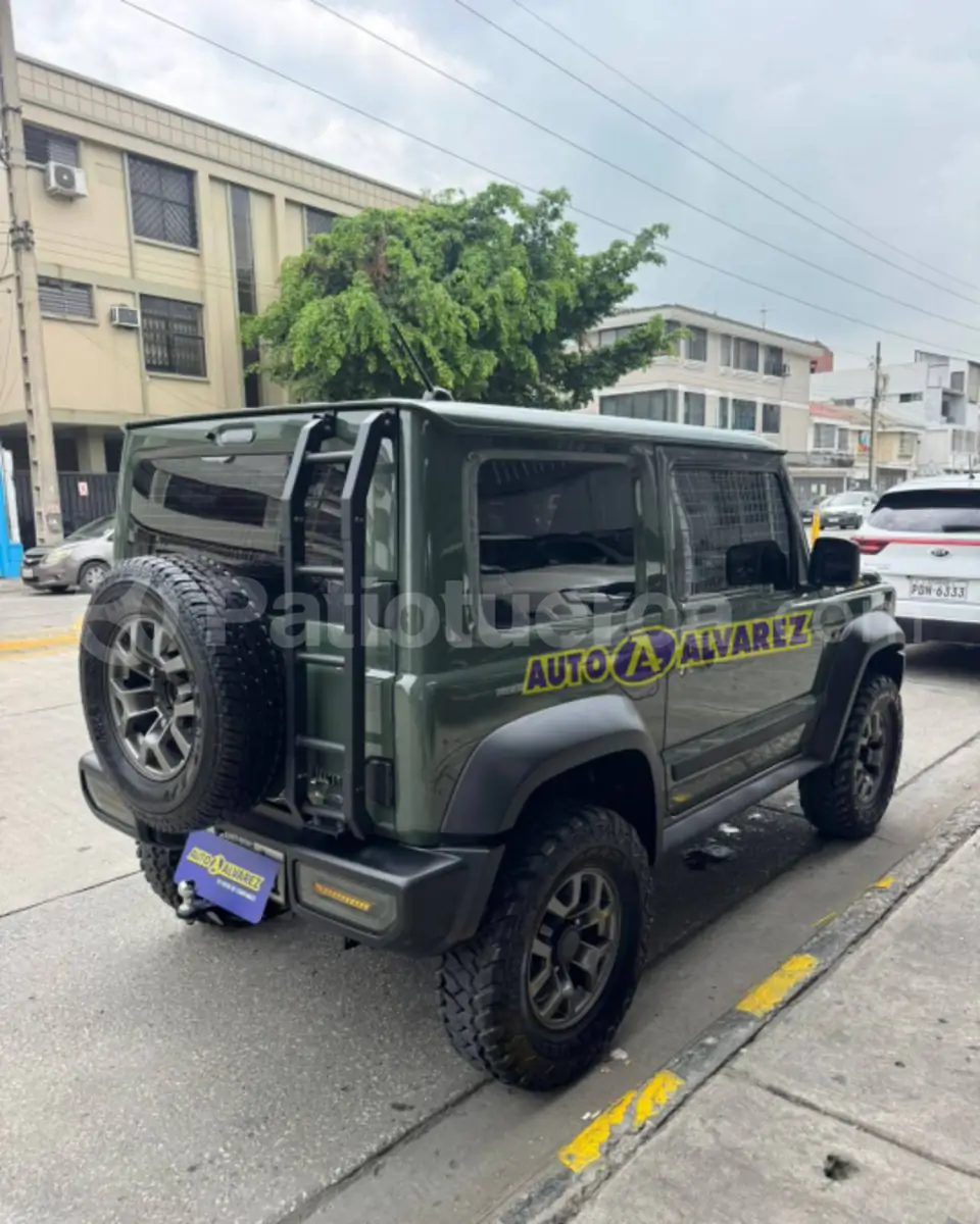 Foto 7 de Suzuki Jimny GL