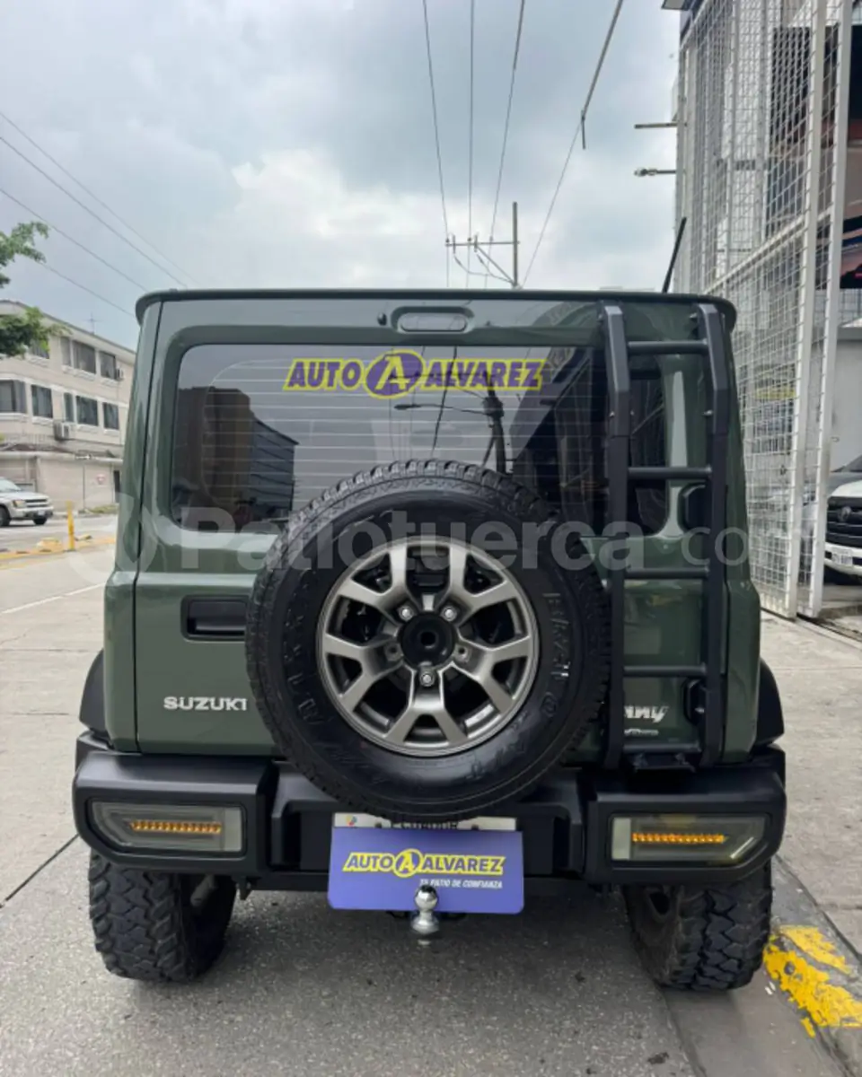 Foto 8 de Suzuki Jimny GL