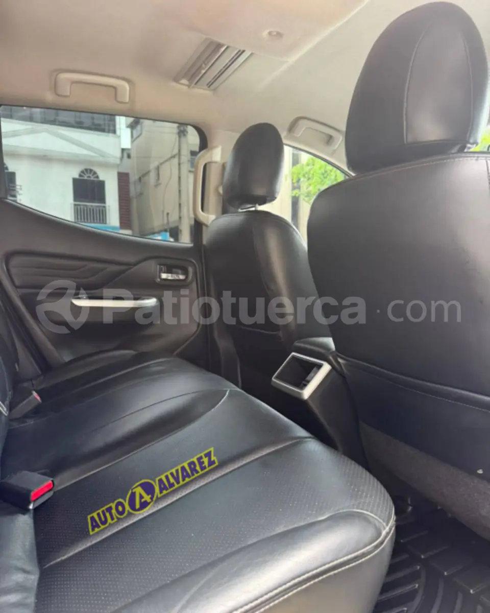 Foto 9 de Mitsubishi L200