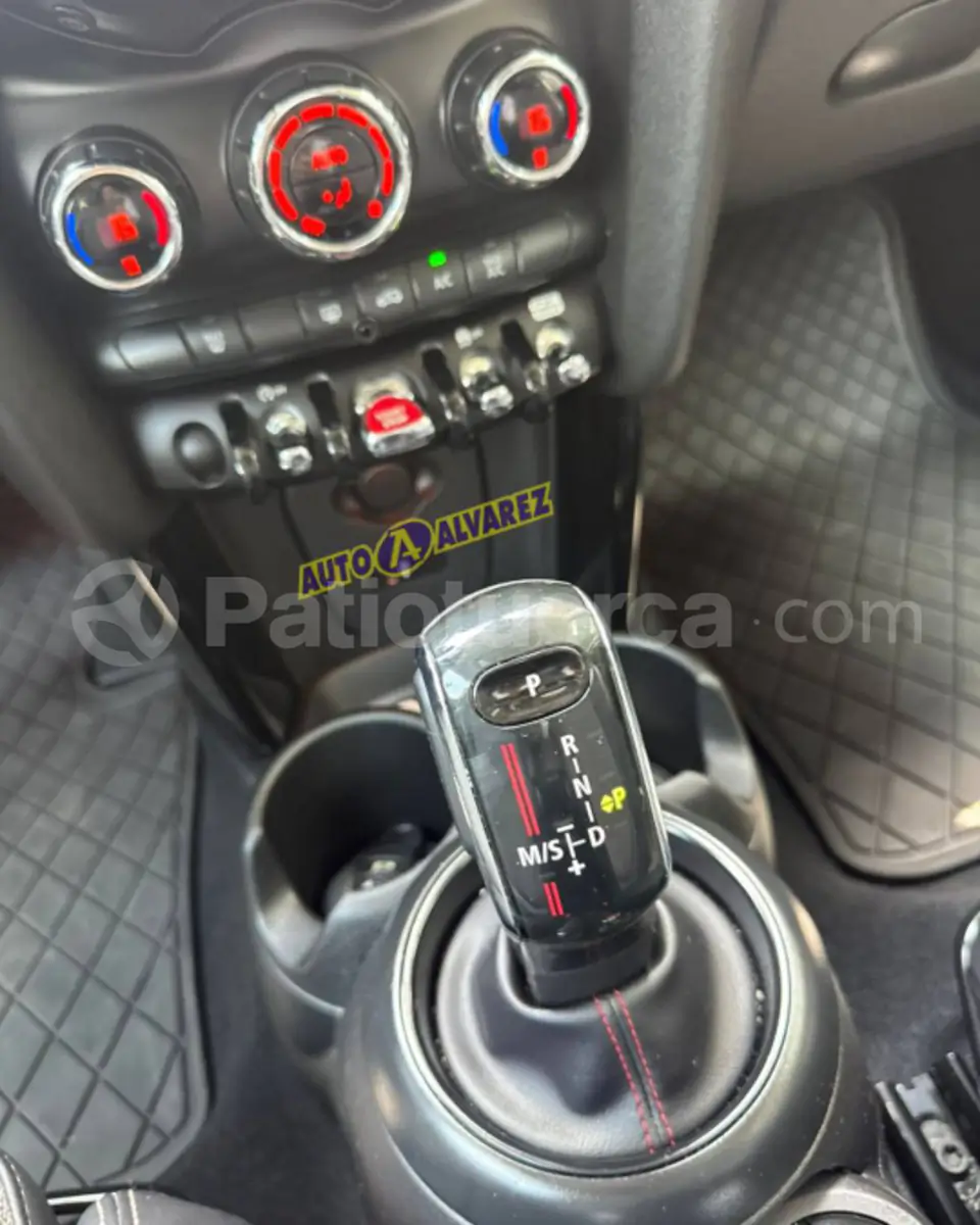 Foto 2 de Mini COOPER SE HATCH