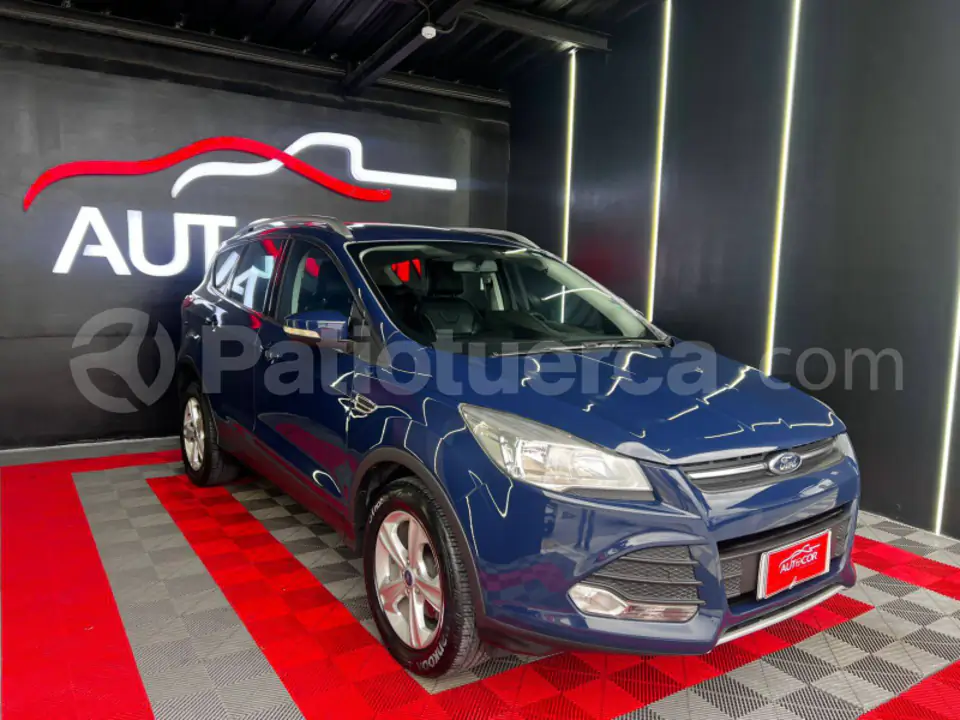 Foto 5 de Ford Escape Trend