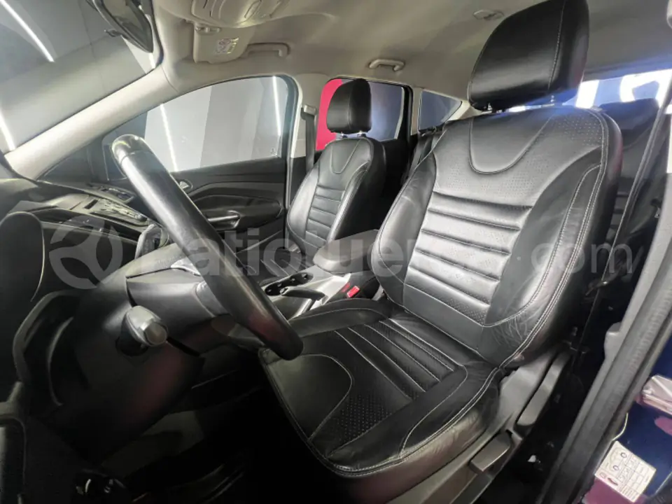 Foto 14 de Ford Escape Trend