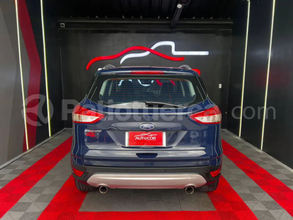 Foto 25 de Ford Escape Trend