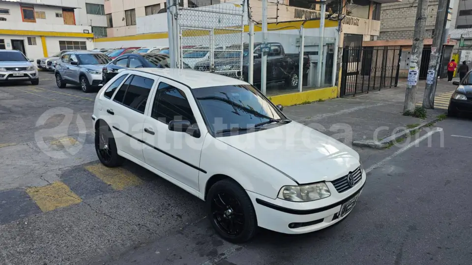 Foto 2 de Volkswagen Gol Sport