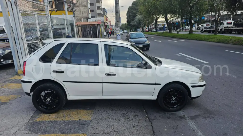Foto 6 de Volkswagen Gol Sport