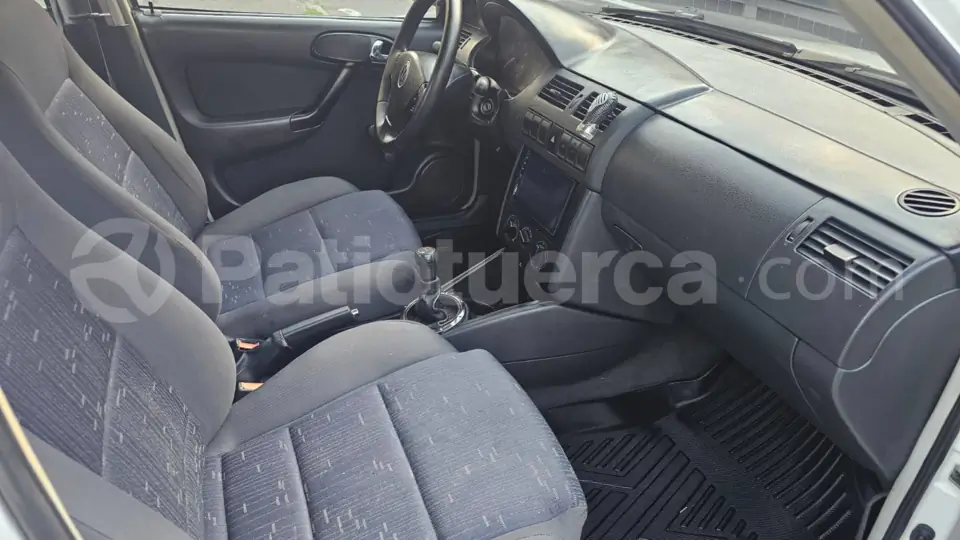 Foto 12 de Volkswagen Gol Sport