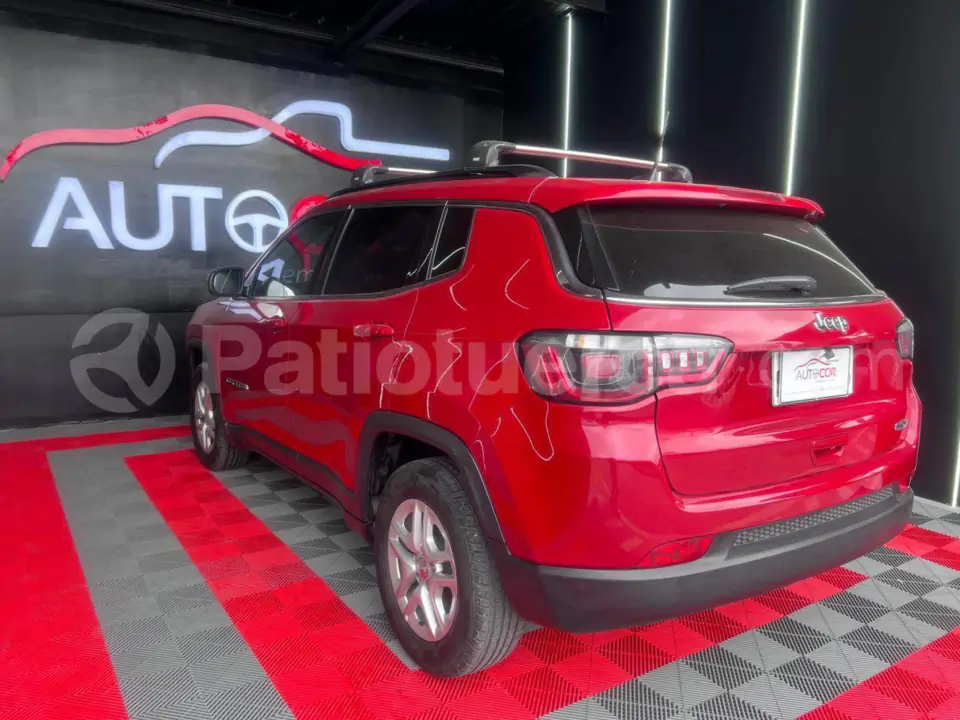 Foto 22 de Jeep Compass