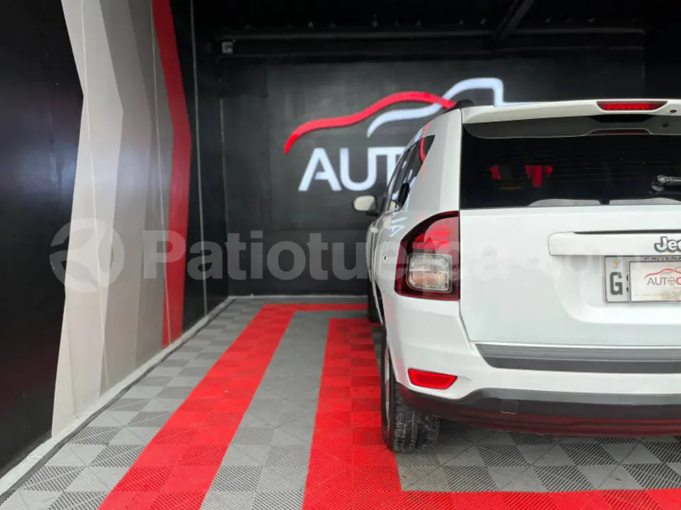 Foto 20 de Jeep Compass